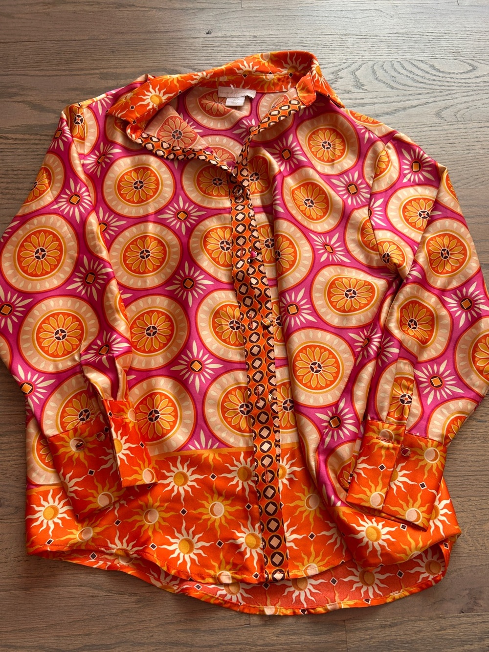House of Harlow 1960 Women's Orange-Pink Retro Print Button-Up Blouse disco funk